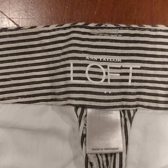 Loft Capri Pants - Picture 3 of 7